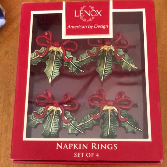 Lenox Other - NIB Lenox set of four Holiday Ribbon Napkin Rings